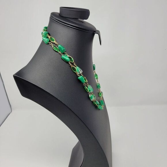 Vintage Flapper Necklace Gold Tone Resin Green Beaded Versatile 45" Delicate - Picture 9 of 14